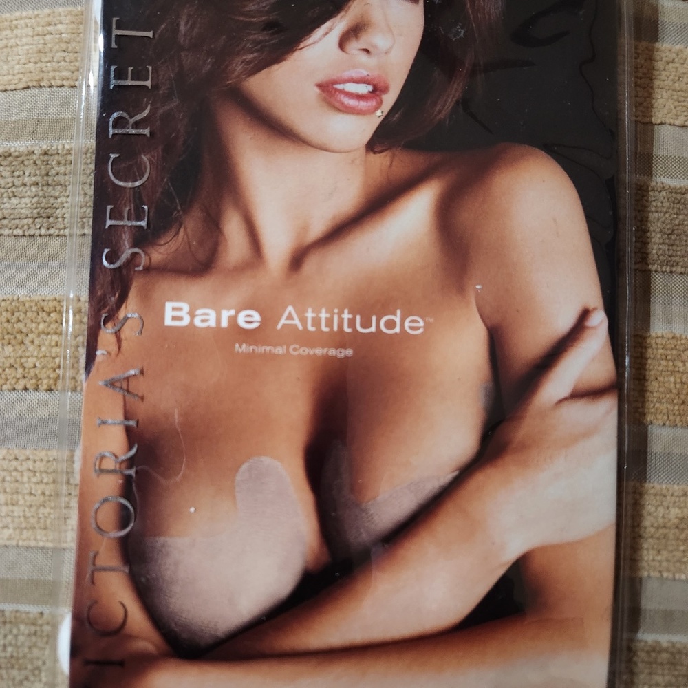 Victoria's Secret Minimal Coverage breast adhesives